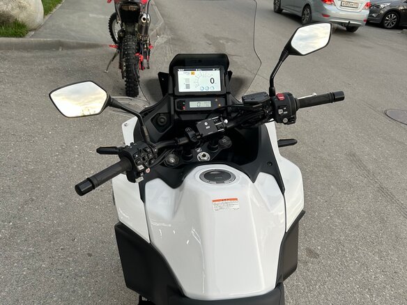 2023 Honda NT1100, белый, 1900000 рублей - вид 5