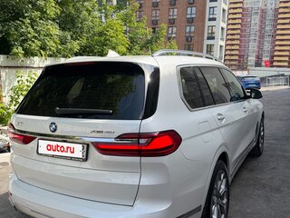 2020 BMW X7 40i I (G07), белый, 6850000 рублей, вид 2