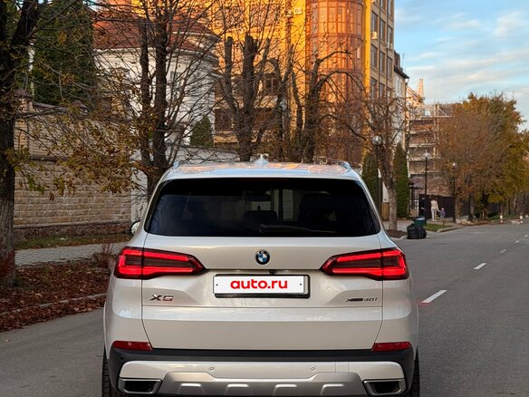 2019 BMW X5 40i IV (G05/G18), белый, 6250000 рублей - вид 13
