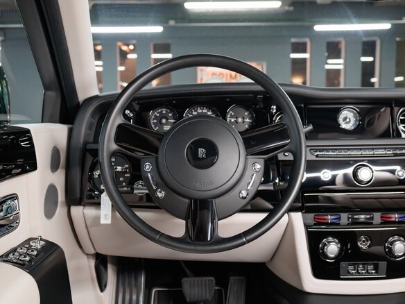 2013 Rolls-Royce Phantom VII Рестайлинг (Series II), чёрный - вид 13