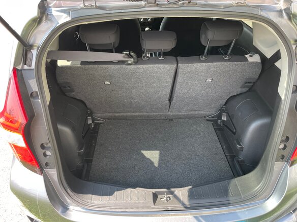 2016 Nissan Note II Рестайлинг, серый, 860000 рублей - вид 13