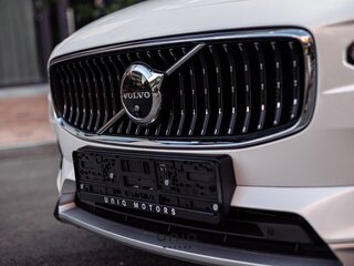 2023 Volvo V90 Cross Country I Рестайлинг, белый, 7250000 рублей, вид 2