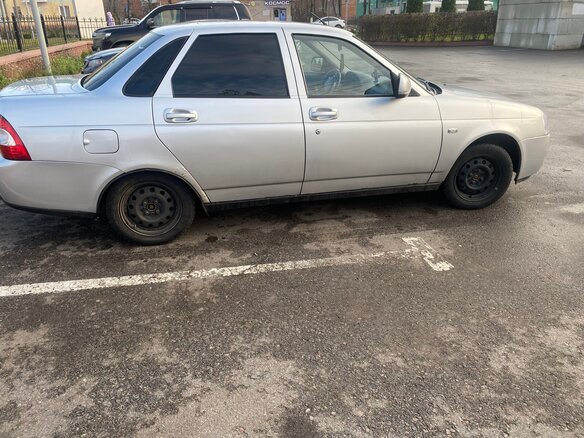 2012 Lada (ВАЗ) Priora I, серебристый, 300000 рублей - вид 2