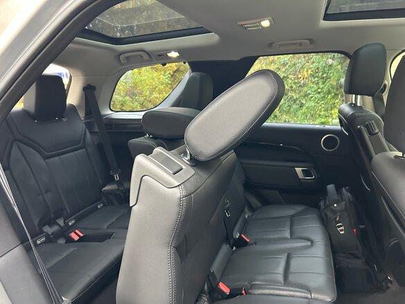 2018 Land Rover Discovery V, серый, 3110000 рублей - вид 16