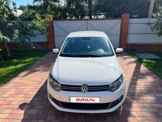 2013 Volkswagen Polo V, белый, 590000 рублей, вид 2