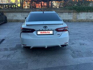 2020 Toyota Camry US Market VIII (XV70) Рестайлинг, белый, 2800000 рублей, вид 4