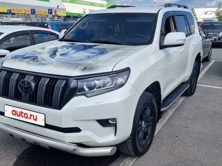 2018 Toyota Land Cruiser Prado 150 Series Рестайлинг 2, белый, 6000000 рублей, вид 3