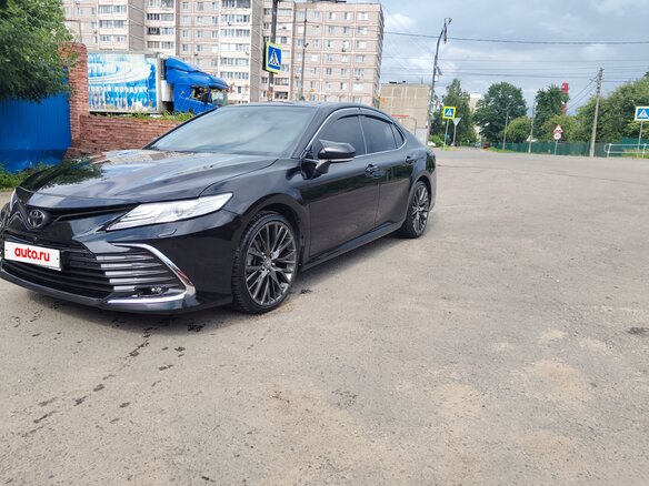 2019 Toyota Camry VIII (XV70), чёрный, 3200000 рублей
