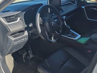 2019 Toyota RAV4 V (XA50), белый, 2900000 рублей, вид 5