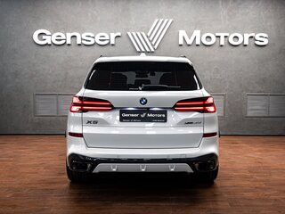 2025 BMW X5 40d IV (G05/G18) Рестайлинг, белый, 14800000 рублей, вид 4