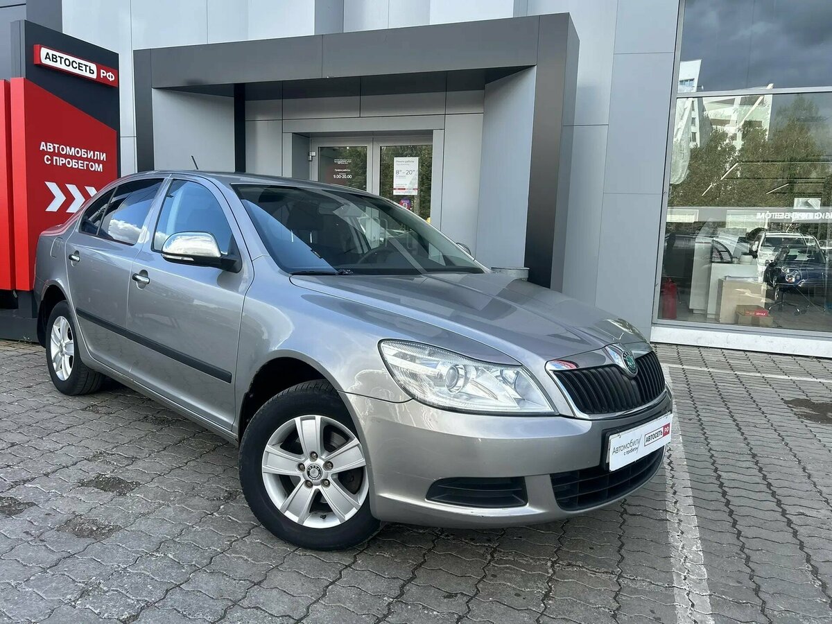 Открыть фотографии: Skoda Octavia II (A5) Рестайлинг