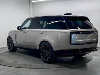 2025 Land Rover Range Rover P360 MHEV Long V, серый, 17900000 рублей, вид 4