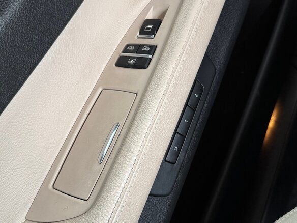 2009 BMW 7 серии Long 740Li V (F01/F02/F04), чёрный, 1200000 рублей - вид 12