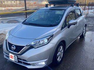 2017 Nissan Note II Рестайлинг, серебристый, 1099000 рублей, вид 1