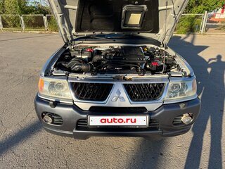 2006 Mitsubishi Pajero Sport I Рестайлинг, серебристый, 1000000 рублей, вид 3