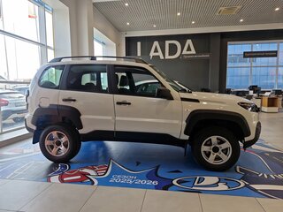 2026 Lada (ВАЗ) Niva Travel I Рестайлинг, белый, 1650000 рублей, вид 4