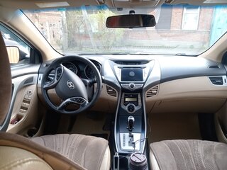 2013 Hyundai Elantra V (MD), белый, 980000 рублей, вид 5