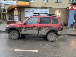 2009 Chevrolet Niva I Рестайлинг, красный, 325000 рублей, вид 5