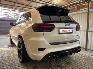 2013 Jeep Grand Cherokee SRT IV (WK2) Рестайлинг, белый, 3800000 рублей, вид 1