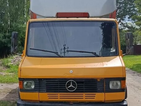 1991 Mercedes-Benz 711D, жёлтый, 480000 рублей, вид 1