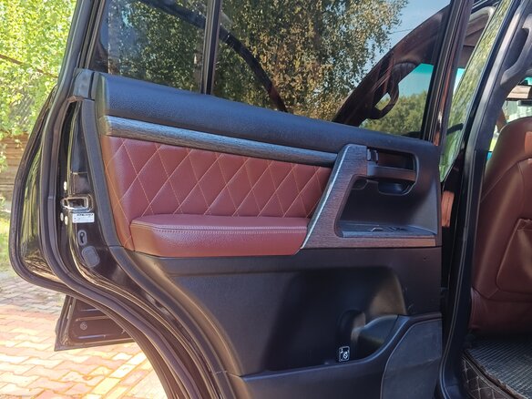 2008 Toyota Land Cruiser 200 Series, чёрный - вид 19