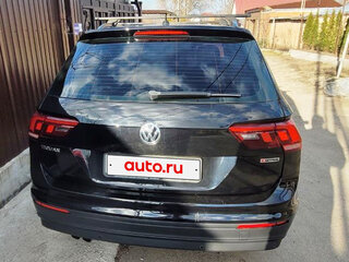 2020 Volkswagen Tiguan II, чёрный, 2850000 рублей, вид 3