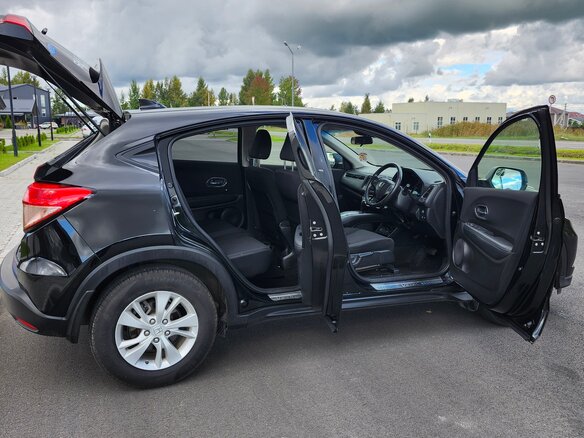 2015 Honda Vezel I, чёрный, 1330000 рублей - вид 5
