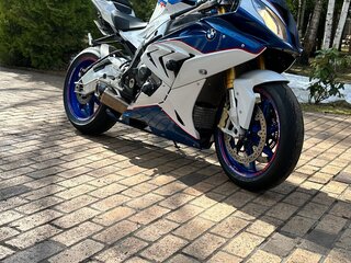 2015 BMW S 1000 RR, белый, 1400000 рублей, вид 1