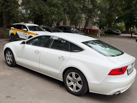 2011 Audi A7 I (4G), белый - вид 5