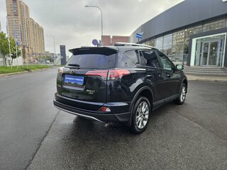 2017 Toyota RAV4 IV (XA40) Рестайлинг, серый, 2330000 рублей, вид 4