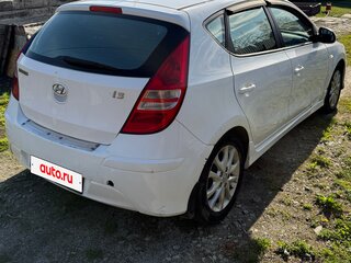 2011 Hyundai i30 I Рестайлинг, белый, 520000 рублей, вид 4