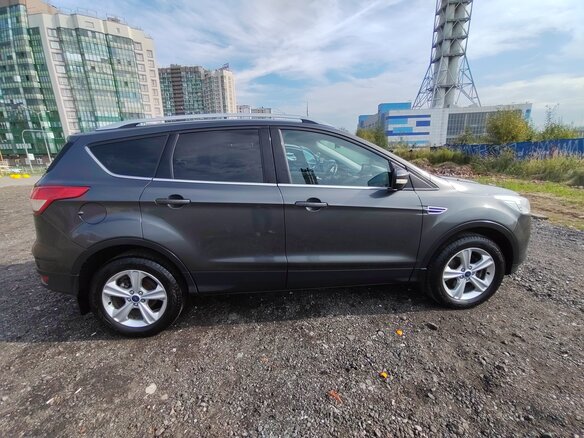 2015 Ford Kuga II, серый, 1055000 рублей - вид 3