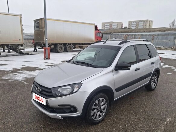 2023 Lada (ВАЗ) Granta Cross I Рестайлинг, серебристый, 930000 рублей
