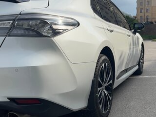 2020 Toyota Camry VIII (XV70), белый, 3000000 рублей, вид 5