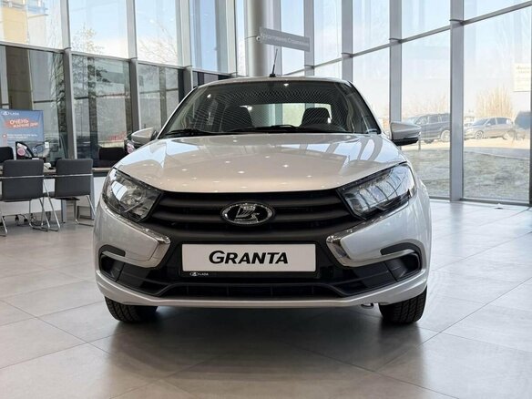 2026 Lada (ВАЗ) Granta I Рестайлинг, серебристый - вид 1