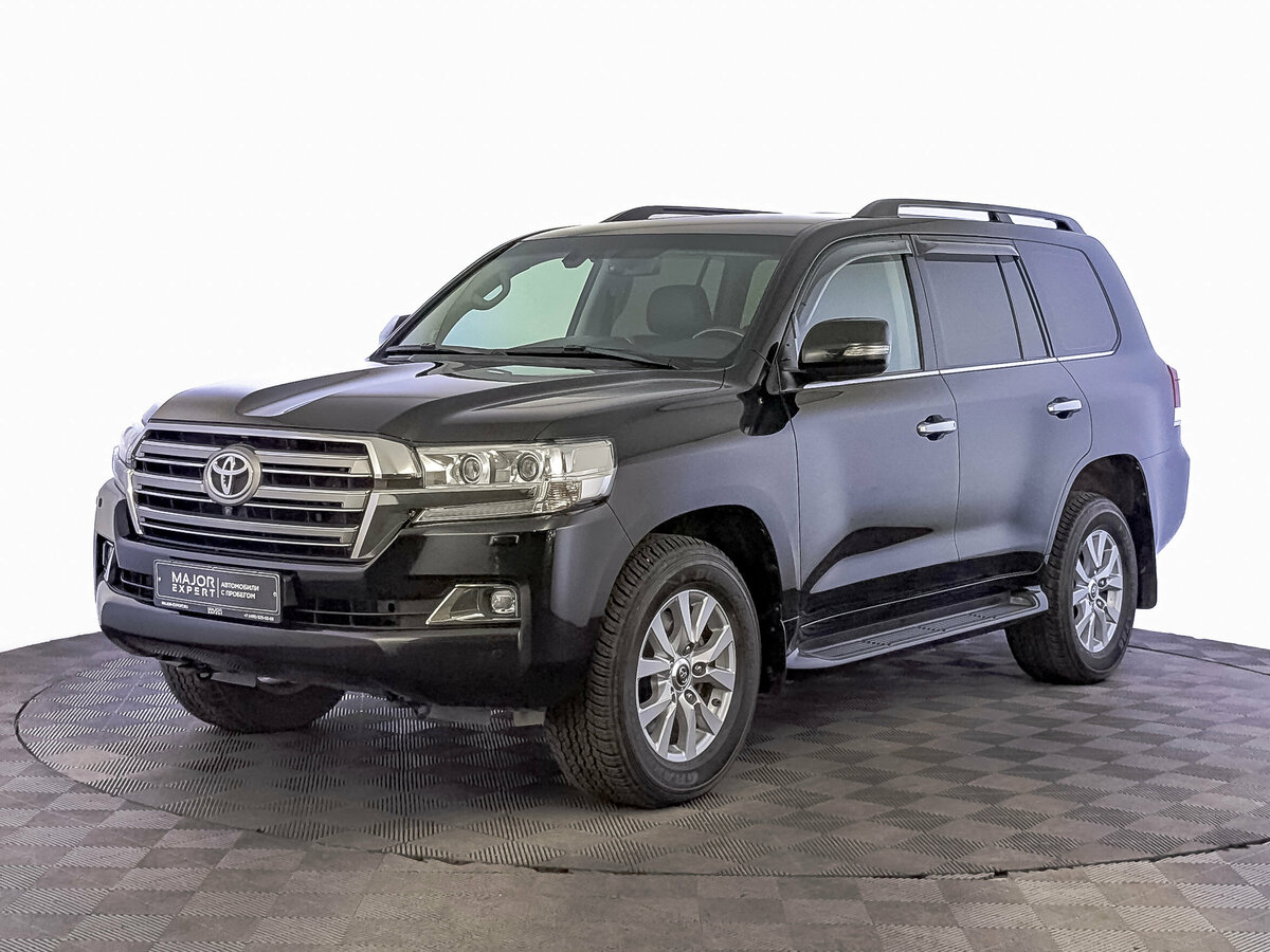 Открыть фотографии: Toyota Land Cruiser 200 Series Рестайлинг 2