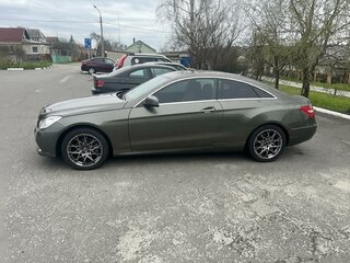2011 Mercedes-Benz E-Класс 250 7G-Tronic IV (W212, S212, C207), серый, 1300000 рублей, вид 2