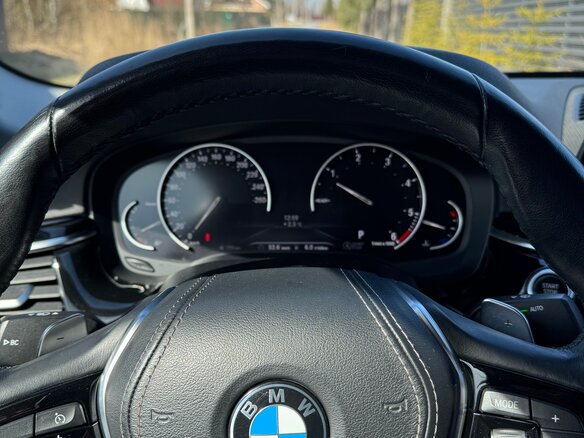 2017 BMW 5 серии 520d VII (G30/G31/G38), серый, 2590000 рублей - вид 6