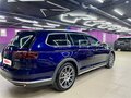 2018 Volkswagen Passat Alltrack B8, синий, 2800000 рублей - вид 2