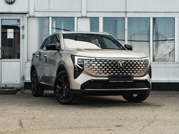 2026 Changan UNI-S I Рестайлинг, коричневый, 3118900 рублей