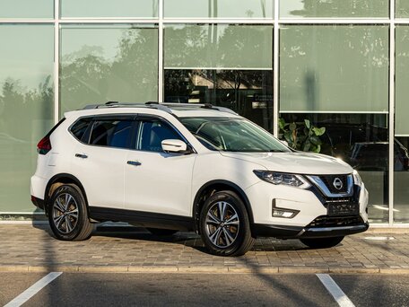 2020 Nissan X-Trail III Рестайлинг, белый, 2295000 рублей, вид 3