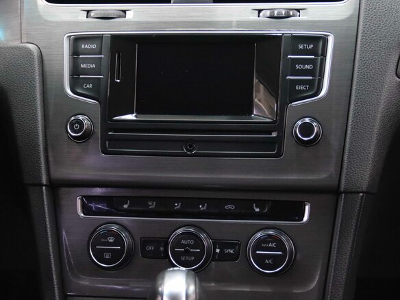 2013 Volkswagen Golf VII, белый, 995170 рублей - вид 23