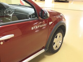 2012 Renault Sandero Stepway I, красный, 850000 рублей, вид 5