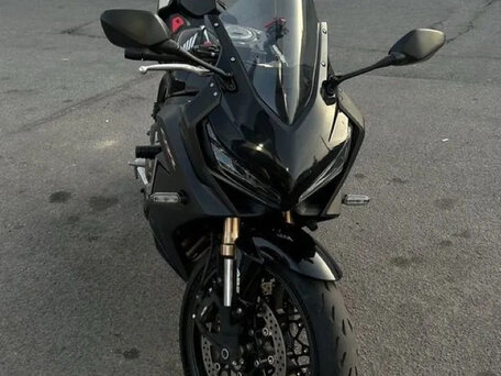 2021 Honda CBR 650R, чёрный, 900000 рублей, вид 2