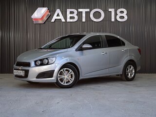 2013 Chevrolet Aveo II, серебристый, 729000 рублей, вид 1