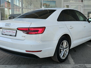 2017 Audi A4 V (B9), белый, 1669000 рублей, вид 2