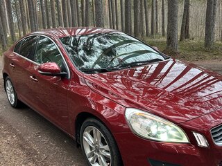 2012 Volvo S60 II, красный, 750000 рублей, вид 3