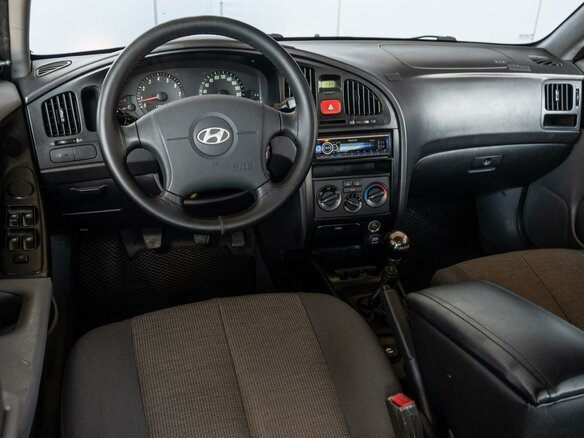 2005 Hyundai Elantra III (XD2) Рестайлинг, синий - вид 5