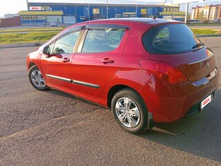 2012 Peugeot 308 I Рестайлинг, красный, 639000 рублей, вид 3
