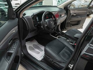 2019 Mitsubishi Outlander III Рестайлинг 3, чёрный, 1950000 рублей, вид 5